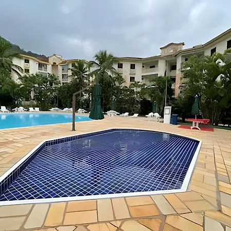 Resort Wembley Tenis 250m da Praia das Toninhas-3